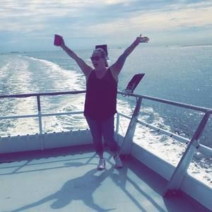 Meet your Posher, Jennifer